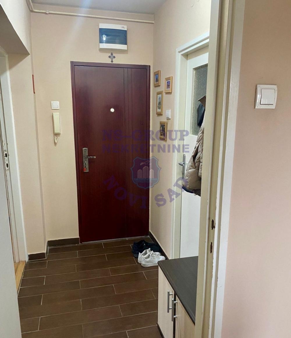 Slika 5 - Dvosoban,odlican,Zeleznicka stanica