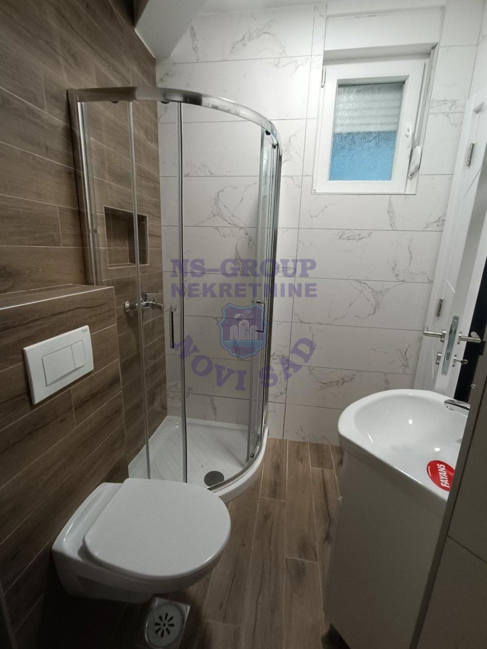 Slika 5 - Jednosoban, 26m2, Petrovaradin Novi Sad