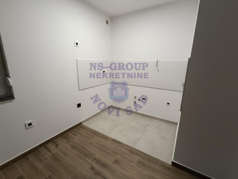 Slika 2 - Jednosoban, 26m2, Petrovaradin Novi Sad