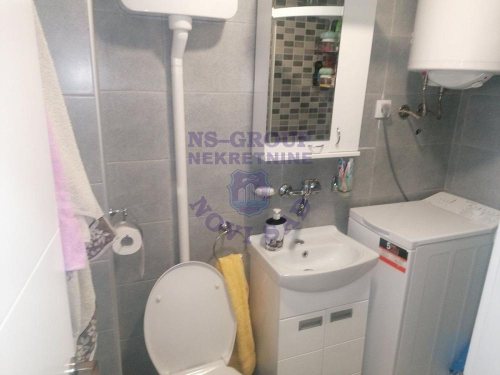 Slika 7 - Dvosoban, 46m2, Detelinara Novi Sad