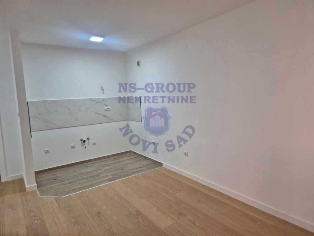 Slika 2 - Trosoban, 53m2, Detelinara Novi Sad