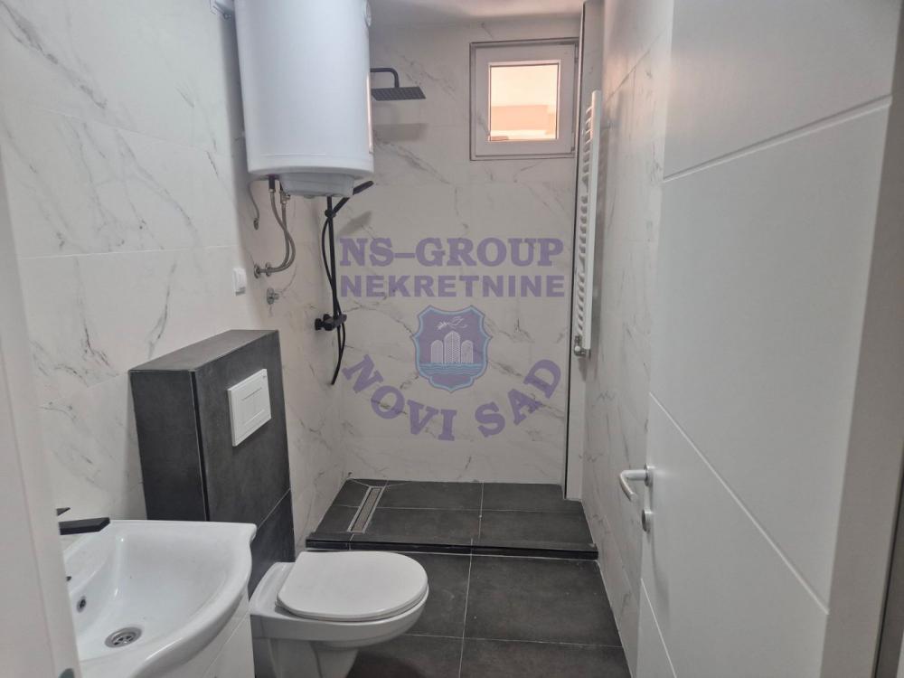 Slika 3 - Trosoban, 53m2, Detelinara Novi Sad