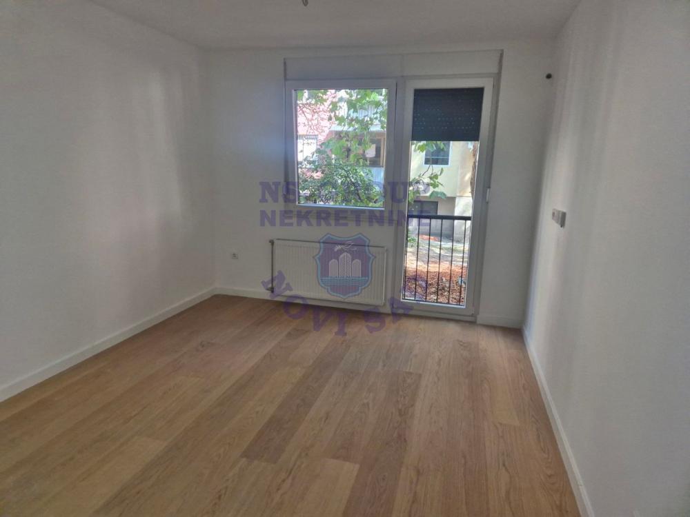 Slika 5 - Trosoban, 53m2, Detelinara Novi Sad