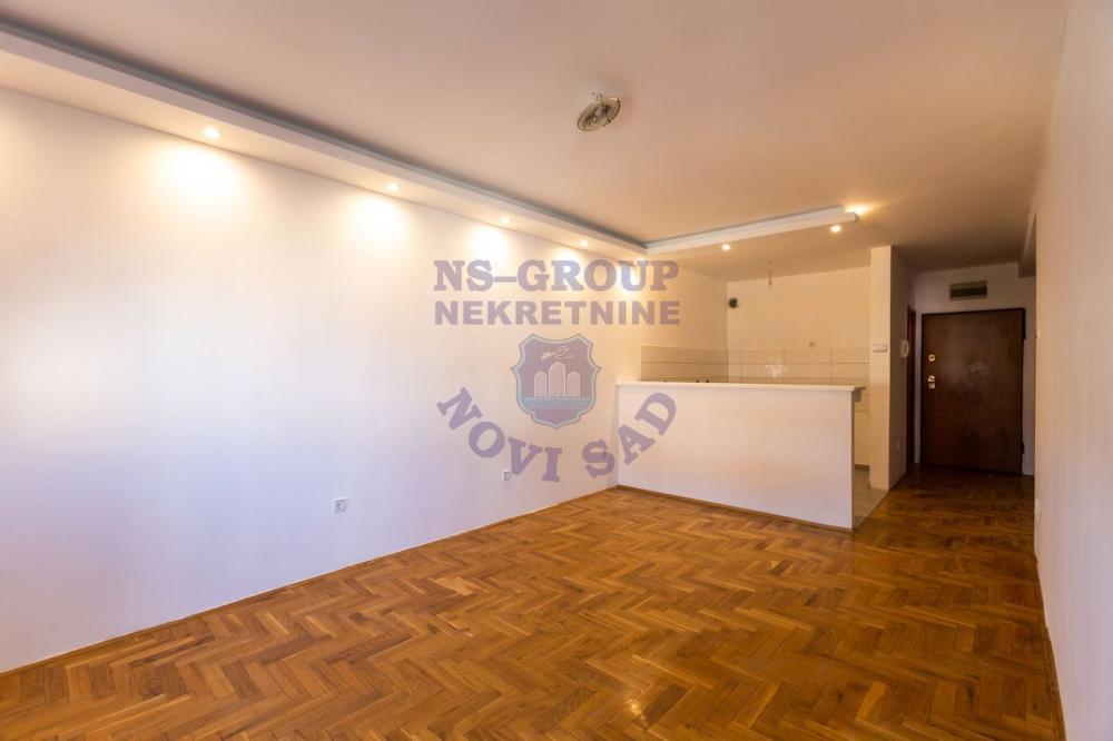 Slika 8 - Dvosoban, 54m2, Nova Detelinara Novi Sad