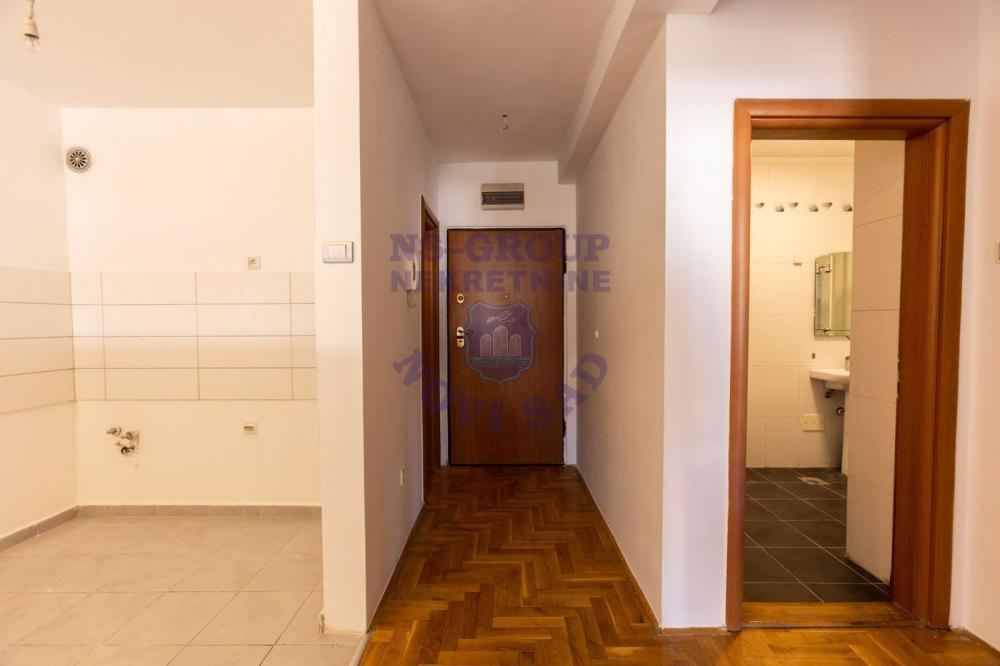 Slika 9 - Dvosoban, 54m2, Nova Detelinara Novi Sad