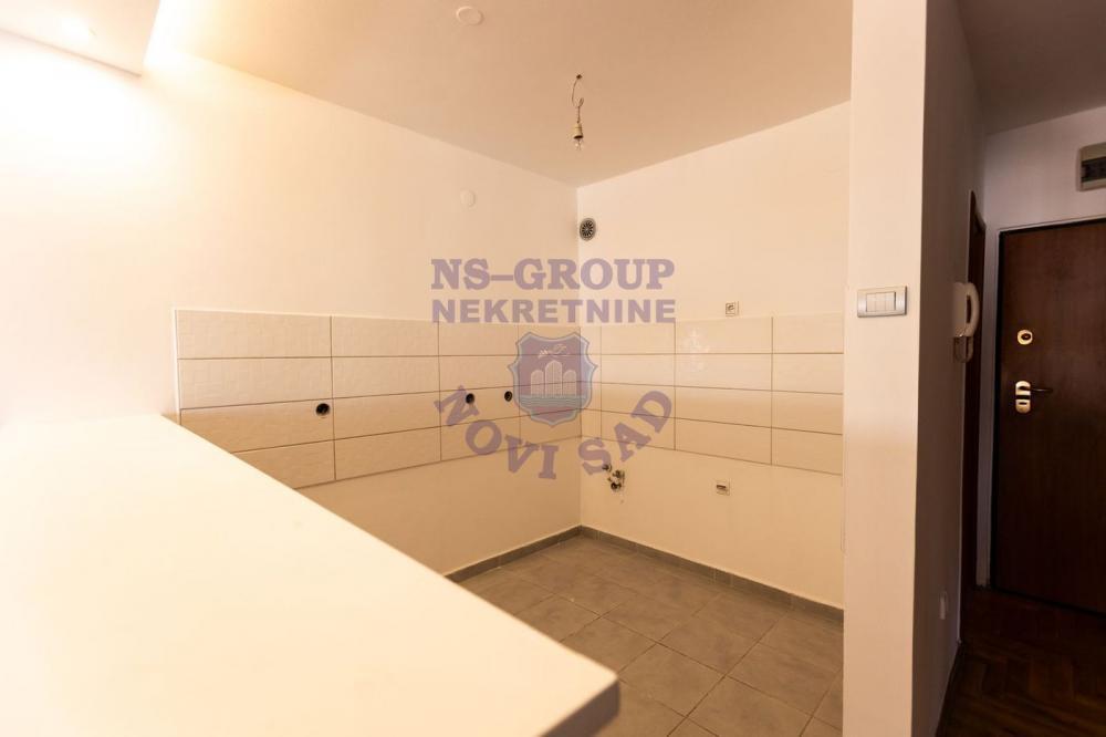 Glavna slika -Dvosoban, 54m2, Nova Detelinara Novi Sad