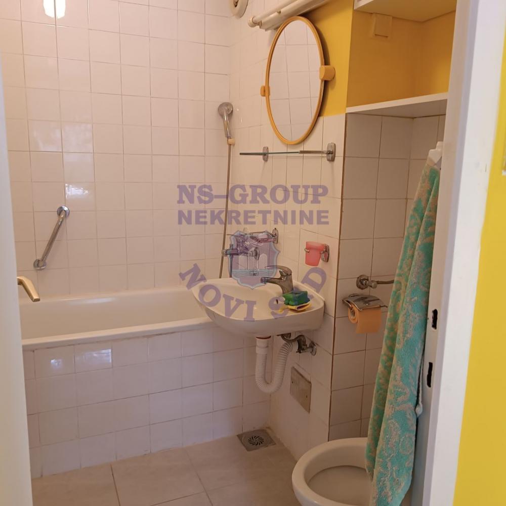 Slika 4 - Dvosoban, 62m2, Novo naselje Novi Sad