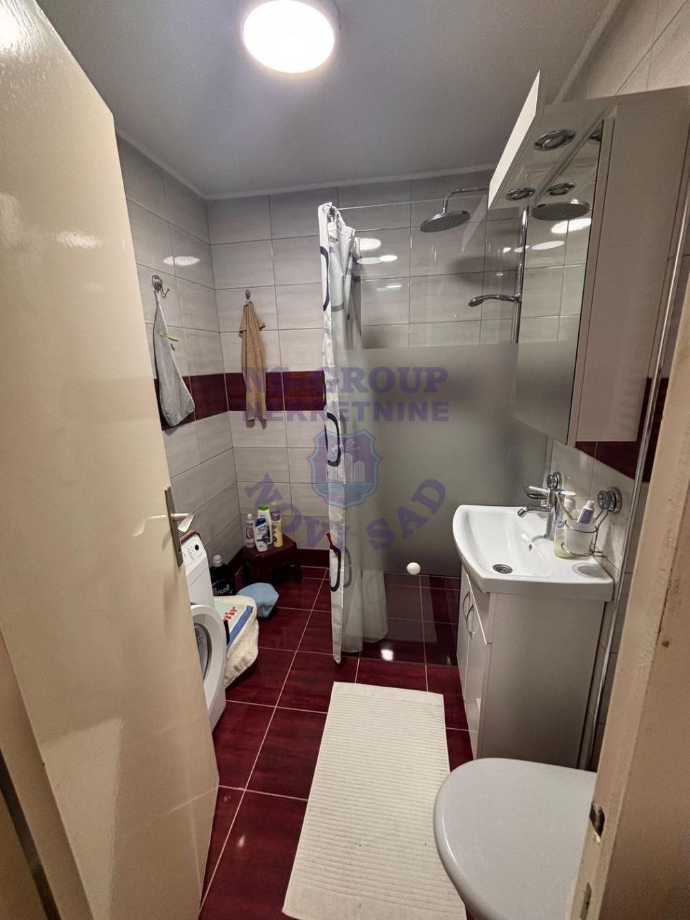 Slika 5 - Trosoban,odlican,sjajan,Nova Detelinara