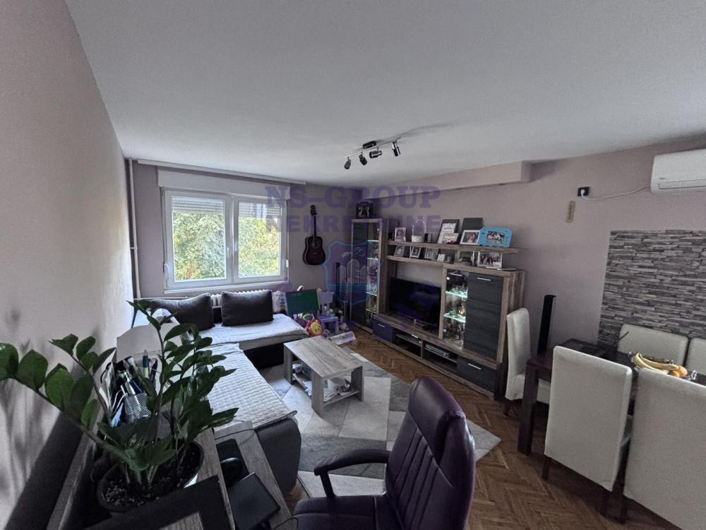 Glavna slika -Dvosoban stan kod Zeleznicke Stanice