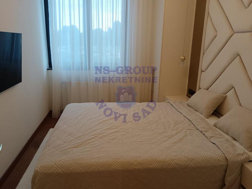 Slika 6 - Trosoban, 82m2, Nova Detelinara Novi Sad, sa terasom, ima lift