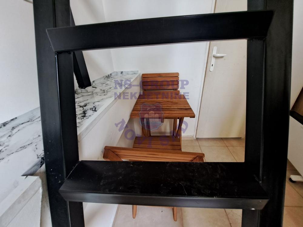 Slika 1 - Jednoiposoban, 16m2, Novo naselje Novi Sad