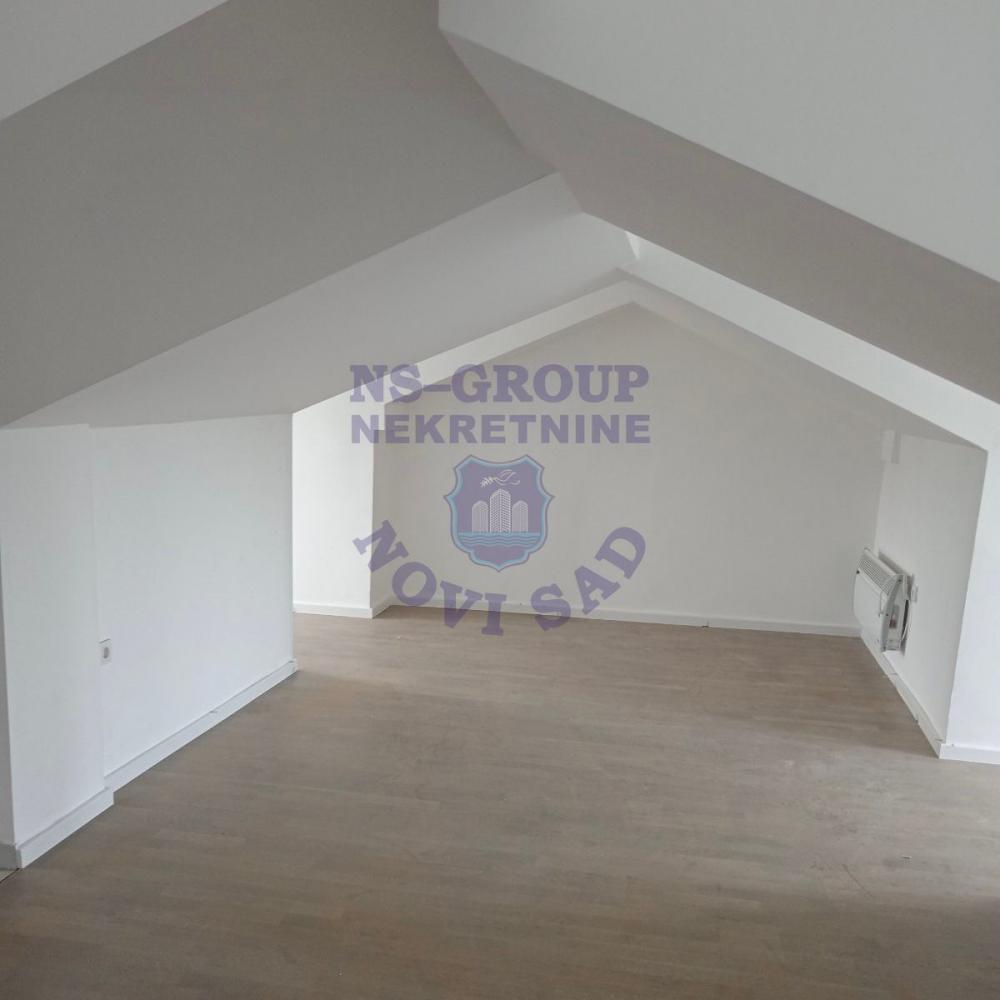 Slika 5 - Dvoiposoban, 63m2, Petrovaradin Novi Sad