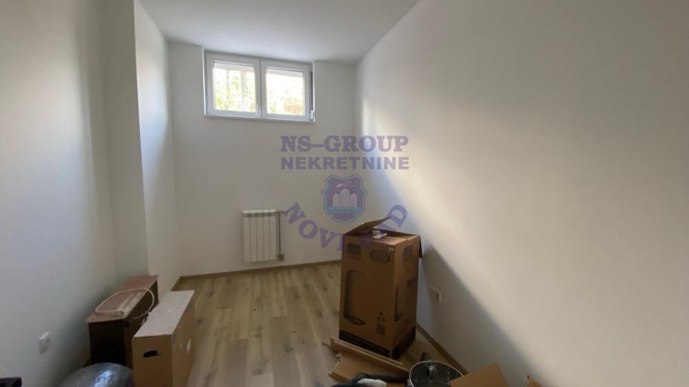 Slika 4 - Dvoiposoban, 50m2, Petrovaradin Novi Sad