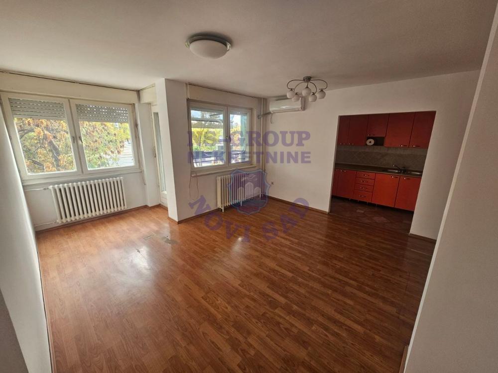 Slika 6 - Četvorosoban, 76m2, Novo naselje Novi Sad