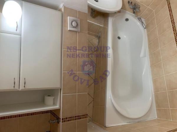 Slika 8 - Četvorosoban, 76m2, Novo naselje Novi Sad