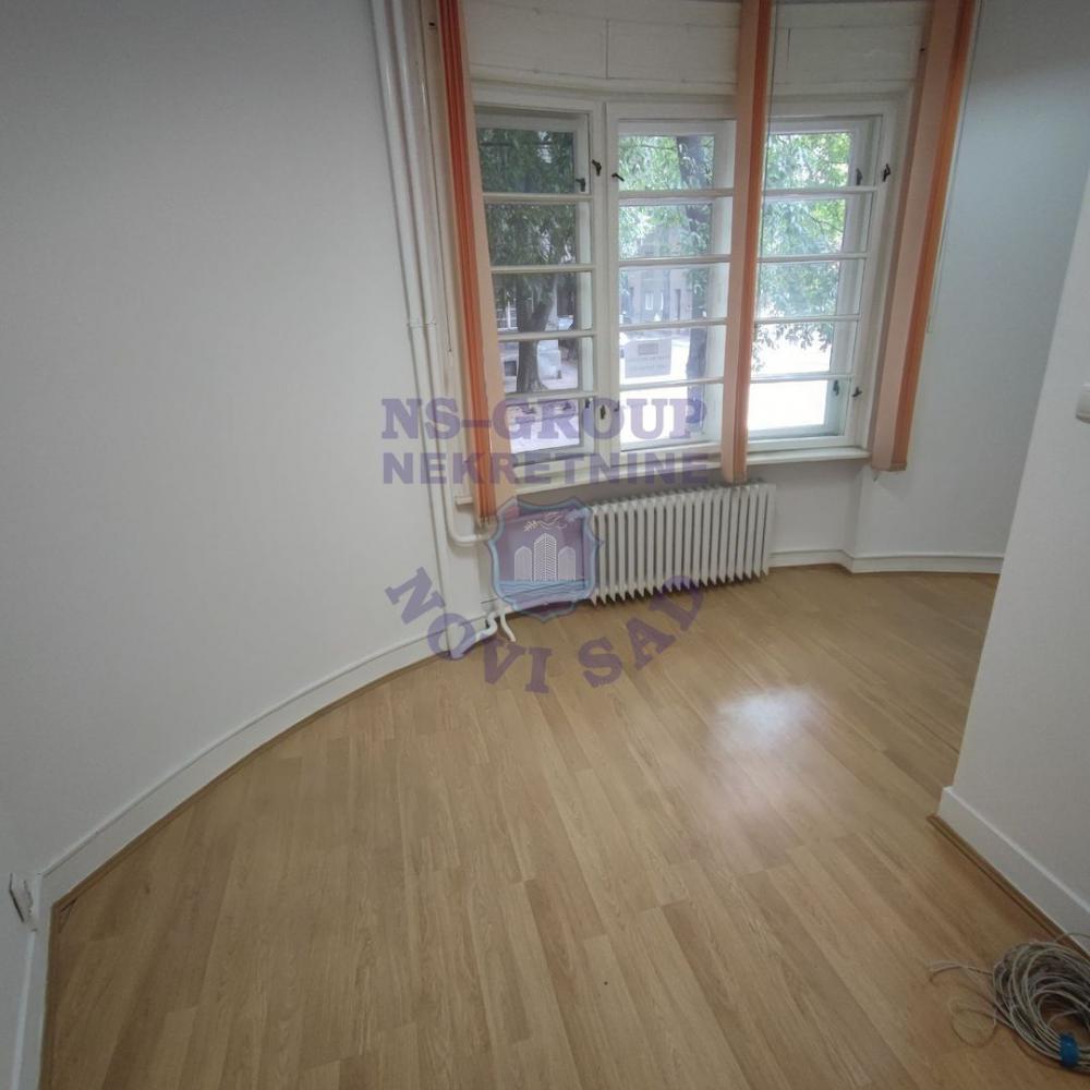 Glavna slika -Trosoban, 107m2, Beogradski kej Novi Sad