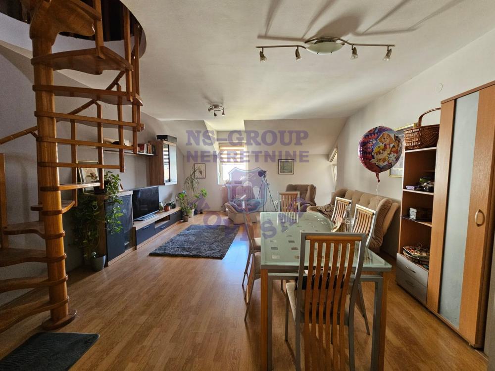 Slika 8 - Četvorosoban, 91m2, Salajka (Partizanska ulica) Novi Sad