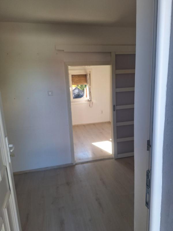 Slika 6 - Stan,NOVI SAD,PODBARA,kv: 29.00, € 71100, ID: 1058950