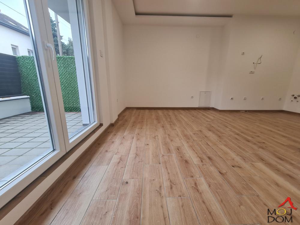 Slika 1 - Stan,NOVI SAD,TELEP,kv: 23, € 64850, ID: 1031357