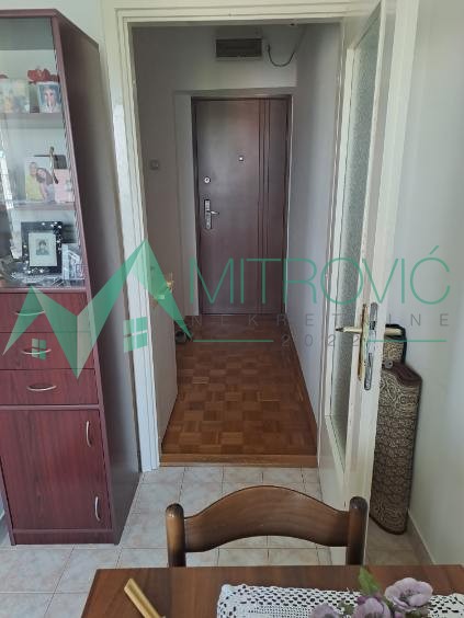 Slika 5 - Jednosoban stan površine 34 m² u mirnom delu Novog Naselja. 