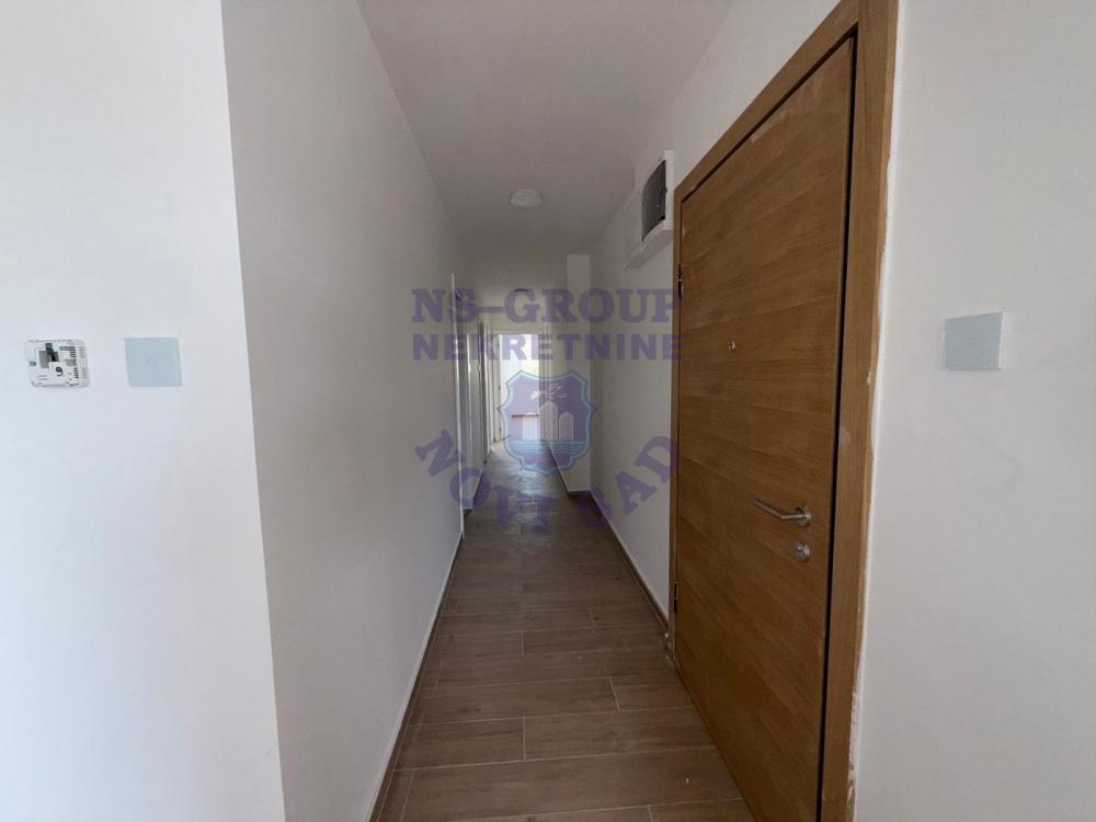 Slika 2 - Četvorosoban, 93m2, Telep Novi Sad, sa terasom