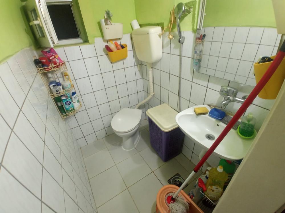 Slika 1 - Dvorišni stan u centru grada !