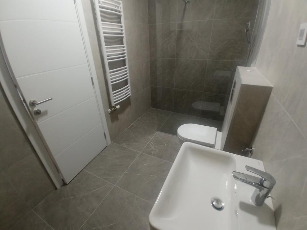 Slika 2 - Četvorosoban, 108m2, ima lift