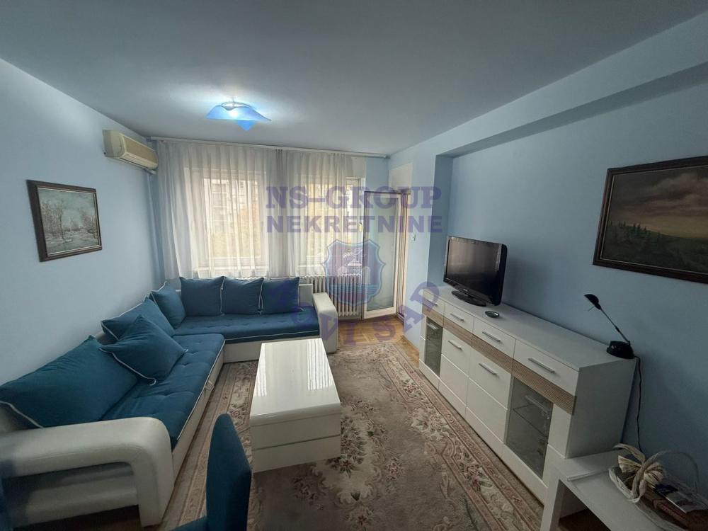 Slika 7 - Dvosoban,odlican,Bulevar Oslobodjenja