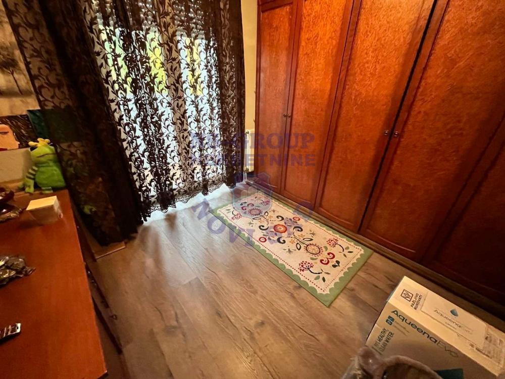 Slika 5 - Trosoban,renoviran,odlican,Grbavica