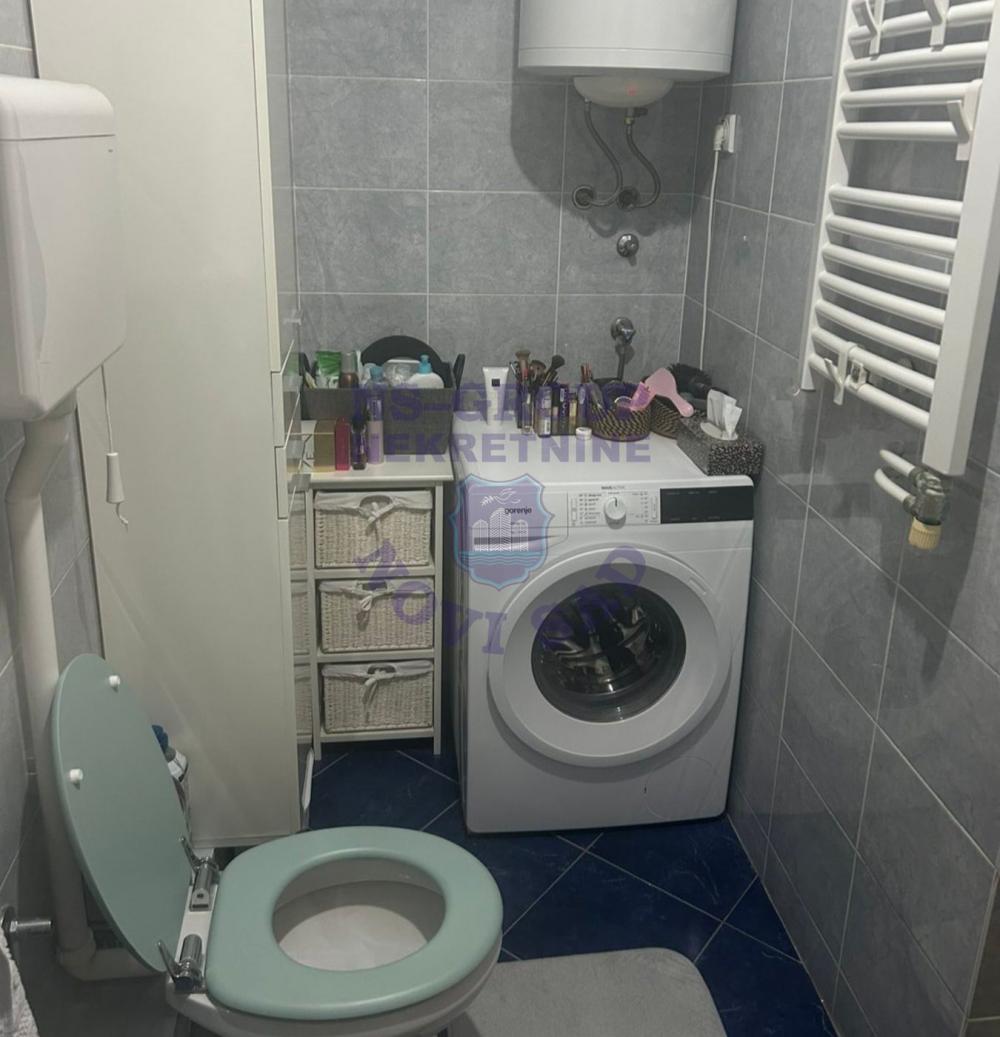 Slika 2 - Dvosoban,odlican,Grbavica