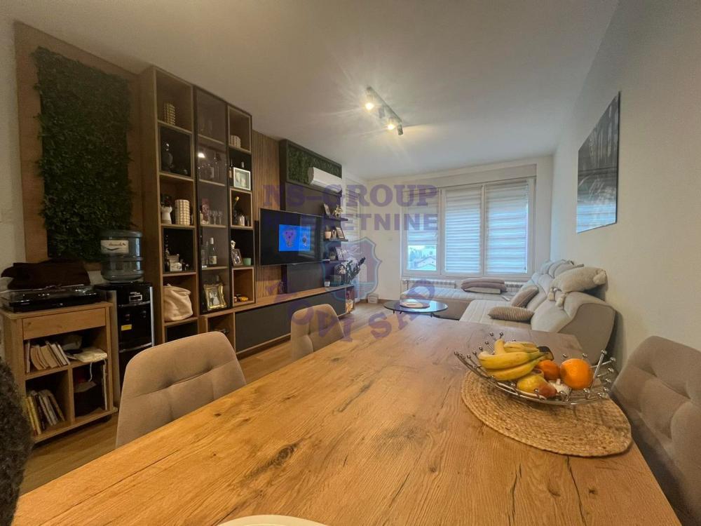 Slika 2 - Trosoban,odlican,namesten,Bulevar Evrope