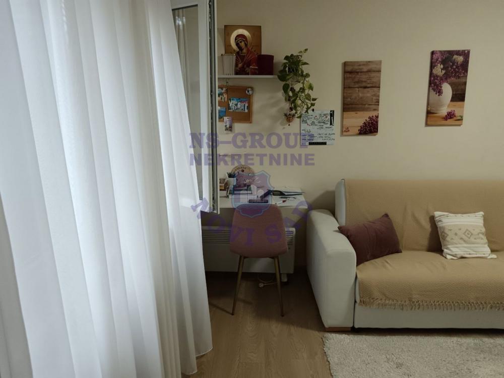 Slika 1 - Jednosoban,odlican,renoviran,Nova Detelinara