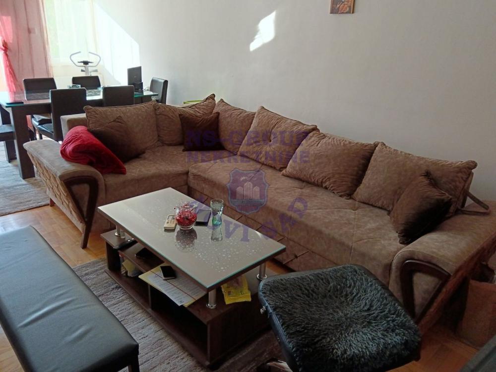 Slika 4 - Dvoiposoban,odlican,Grbavica