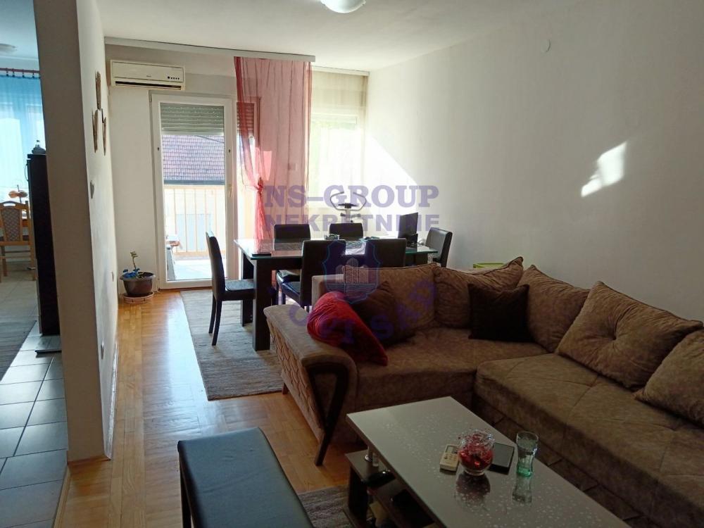 Slika 5 - Dvoiposoban,odlican,Grbavica