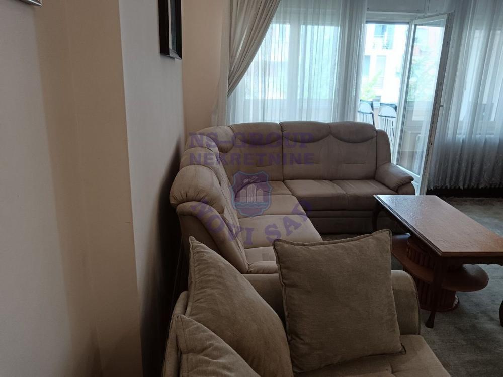 Slika 3 - Dvosoban,odlican,Grbavica