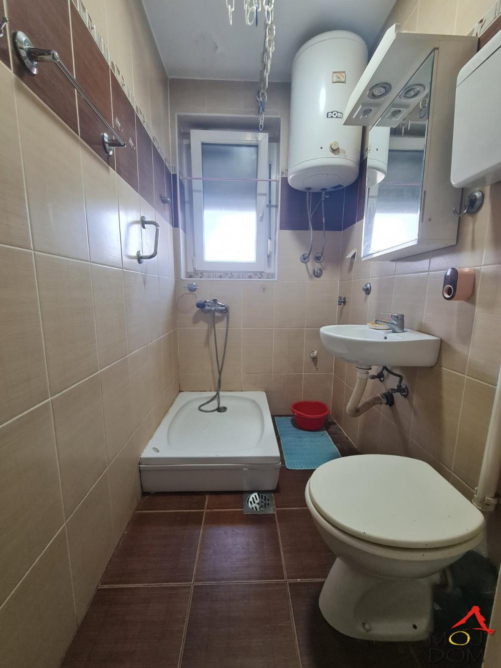 Slika 8 - Stan,NOVI SAD,STANICA,kv: 40, € 113300, ID: 1031174