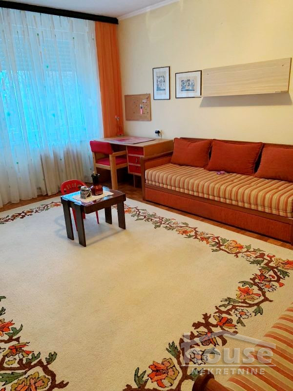 Slika 2 - Stan,NOVI SAD,GRBAVICA,kv: 71.00, € 184600, ID: 1064917