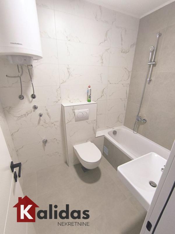 Slika 5 - Stan,PETROVARADIN,PETROVARADIN,kv: 39, € 100500, ID: 1008308