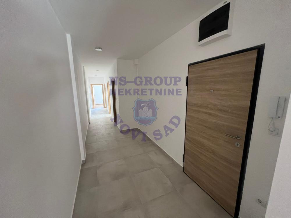 Slika 1 - Četvorosoban na Veterničkoj rampi - Useljiv ! 