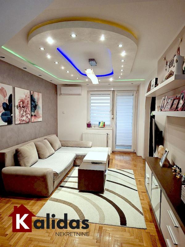 Slika 1 - Stan,NOVI SAD,NOVA DETELINARA,kv: 70, € 211100, ID: 1007993