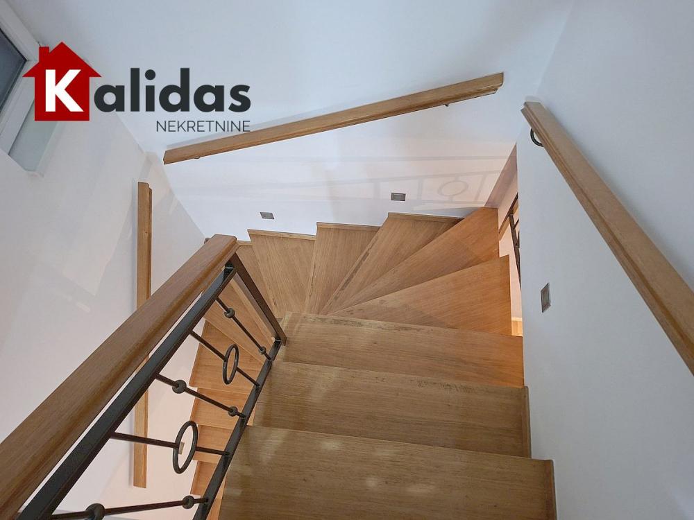 Slika 8 - Stan,NOVI SAD,NOVA DETELINARA,kv: 70, € 211100, ID: 1007993