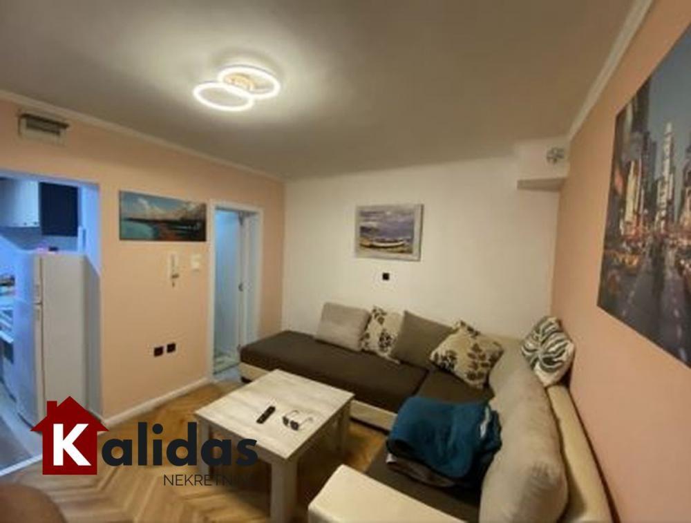 Glavna slika -Stan,NOVI SAD,CENTAR,kv: 26, € 66950, ID: 1008302