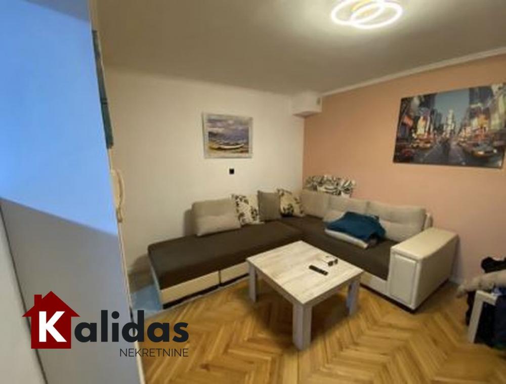 Slika 1 - Stan,NOVI SAD,CENTAR,kv: 26, € 66950, ID: 1008302