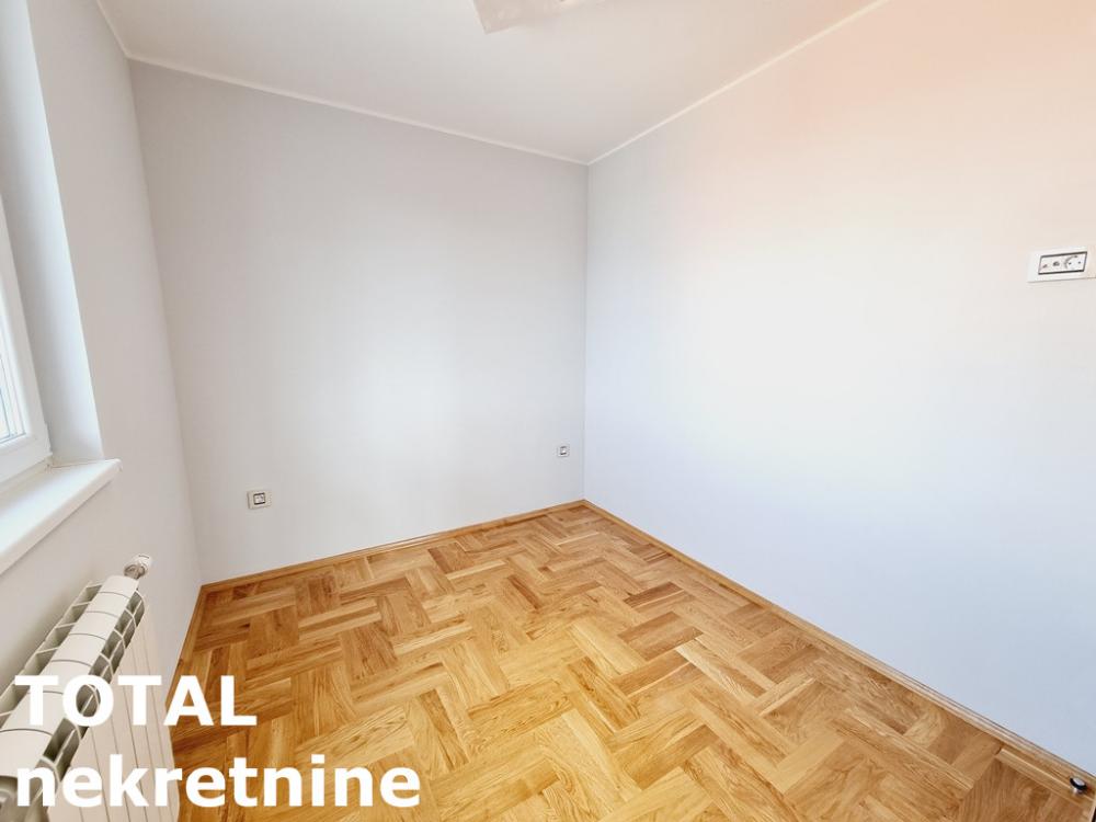 Slika 5 - Stan,NOVI SAD,TELEP,kv: 72.00, € 180000, ID: 1101783