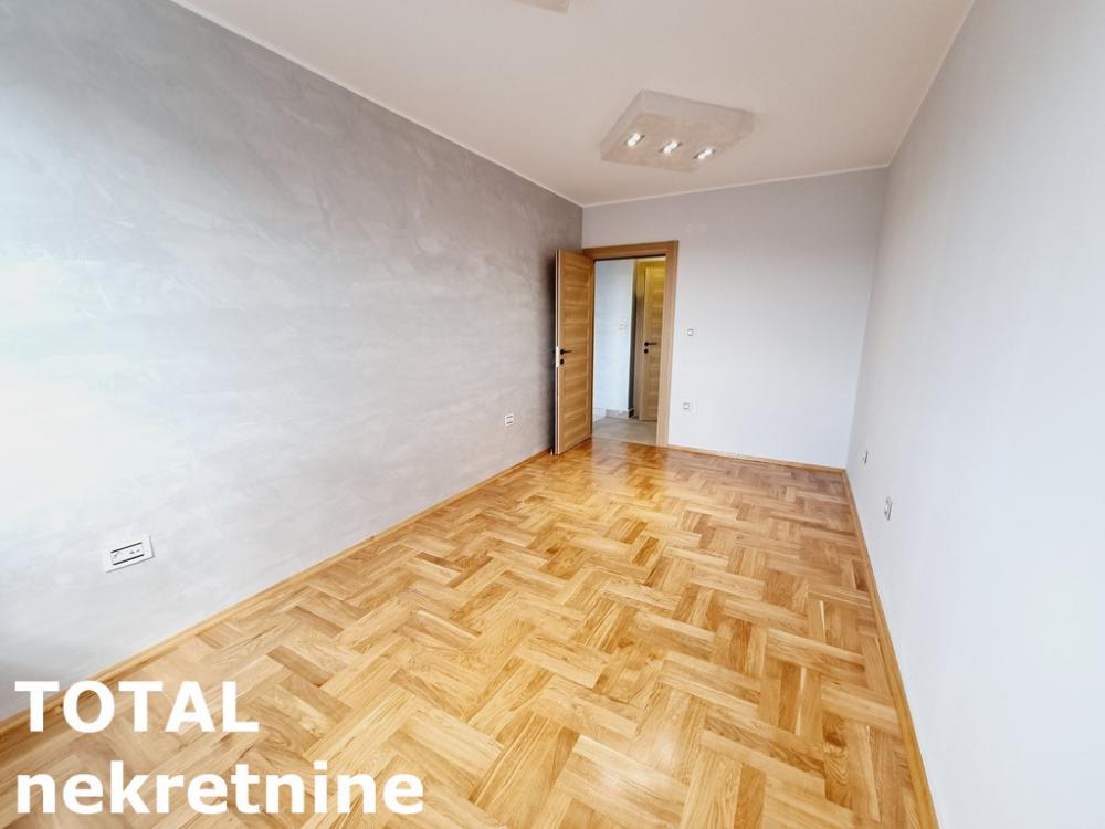 Slika 7 - Stan,NOVI SAD,TELEP,kv: 72.00, € 180000, ID: 1101783