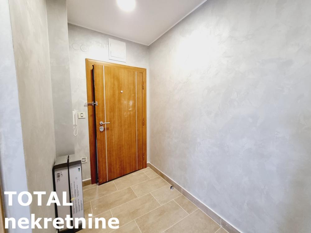 Slika 9 - Stan,NOVI SAD,TELEP,kv: 72.00, € 180000, ID: 1101783