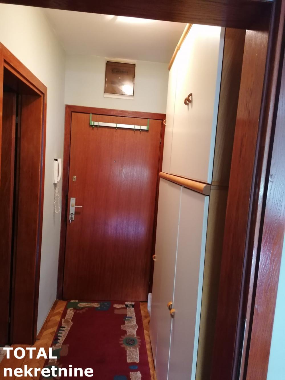 Slika 7 - Stan,NOVI SAD,NOVA DETELINARA,kv: 46.00, € 116000, ID: 1101521