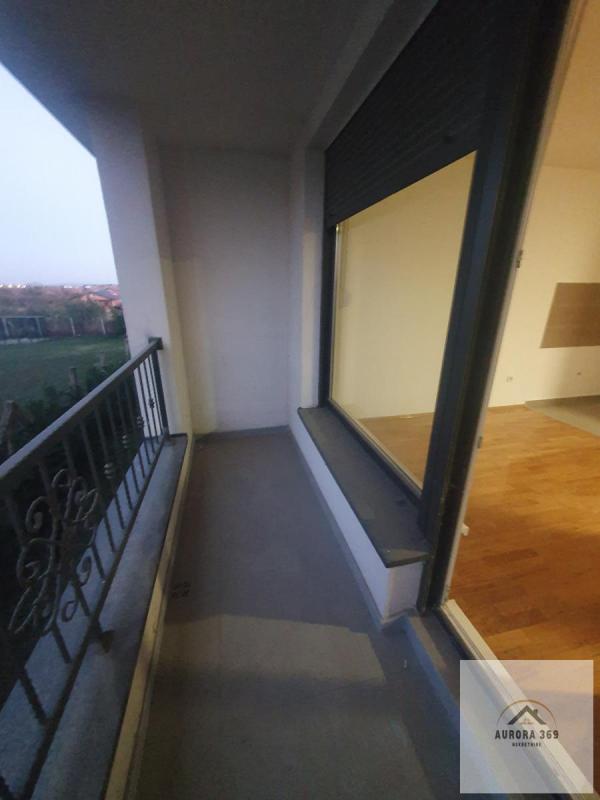 Slika 3 - MIŠELUK, PETROVARADIN, NOVI SAD. NOV, USELJIV, DVOIPOSOBAN 58m2