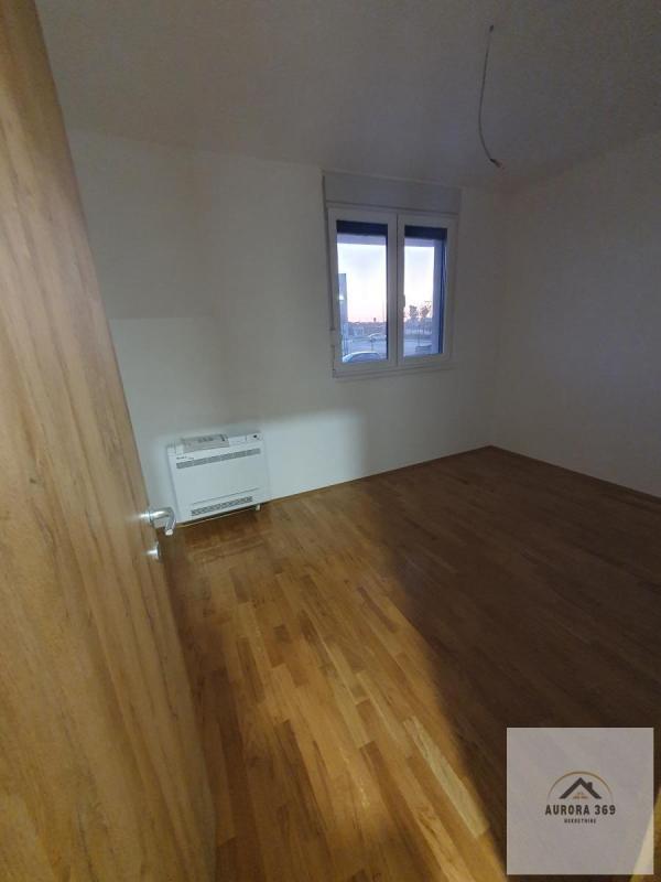 Slika 8 - MIŠELUK, PETROVARADIN, NOVI SAD. NOV, USELJIV, DVOIPOSOBAN 58m2