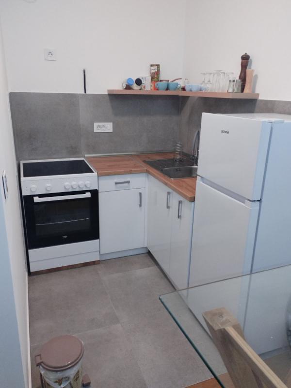 Slika 8 - Stan,NOVI SAD,ADAMOVIĆEVO NASELJE,kv: 29.00, € 106450, ID: 1058187
